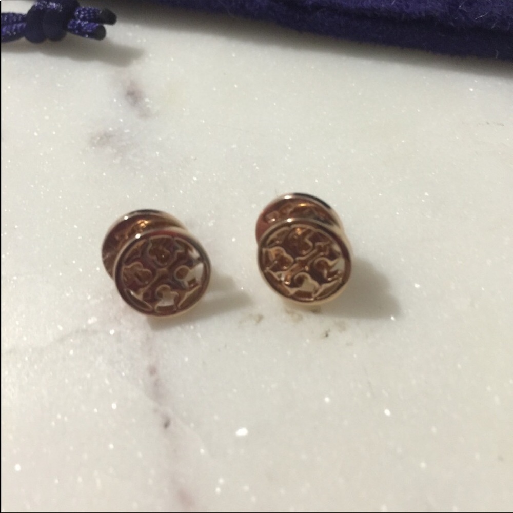 Tory Burch circle stud earrings - Picture 4 of 4